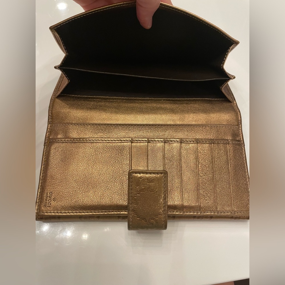 Gucci Wallet - Picture 9 of 12